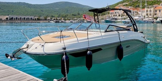 Sea Ray Sun Sport 230 2024