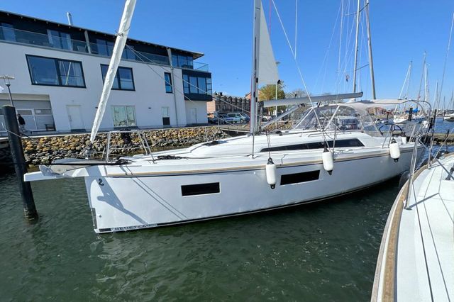 Beneteau Oceanis 34.1 2023