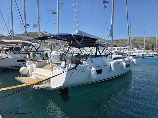 Beneteau Oceanis 51.1 2018