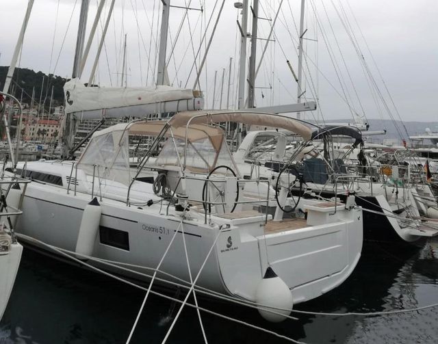 Beneteau Oceanis 51.1 2020